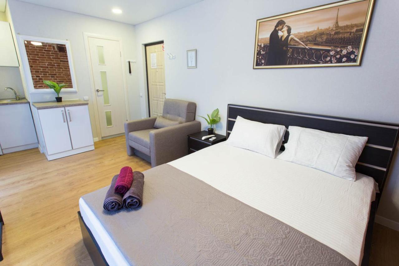Cozy Studio In The City Center - Mykoly Khvylovoho Str 5-1 Kharkov Ngoại thất bức ảnh